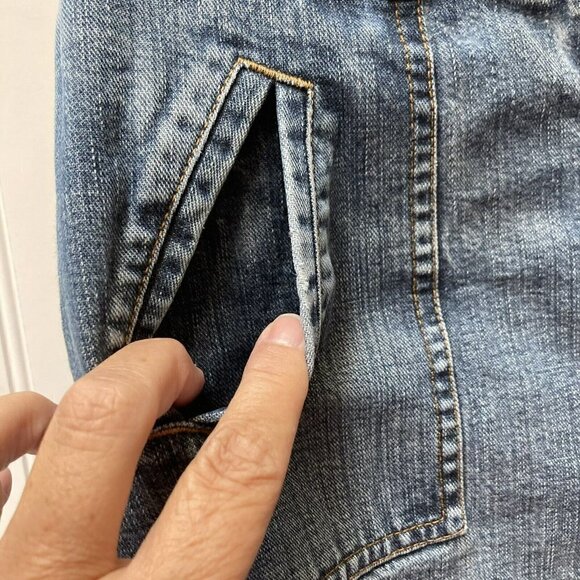 Anne Taylor Loft Factory Retro Y2K Medium Wash Front Pockets Denim Skirt Size 4 - Picture 3 of 11